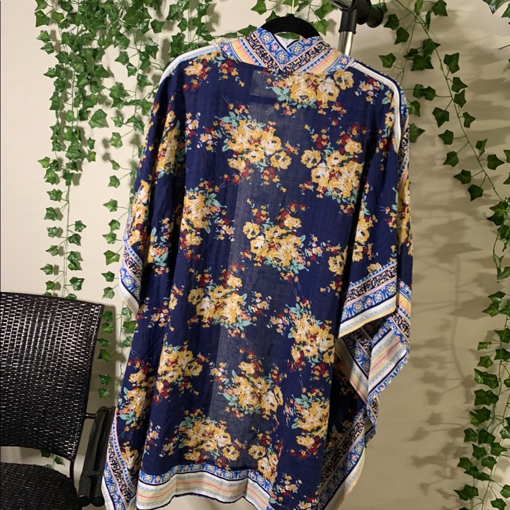 Mixed blue Kimono. - Picture 4 of 6